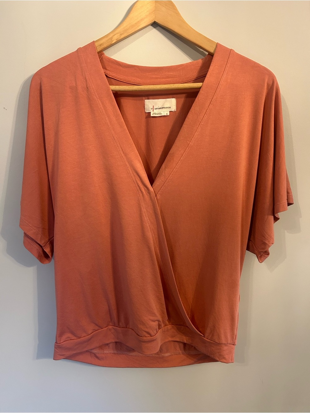 Anthropologie Ayla Surplice Flutter Sleeve Coral Wrap Front Top Size Small Pink